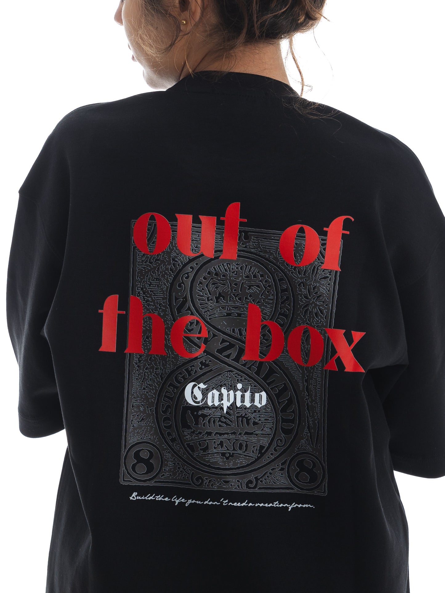 Out of the box. Unisex Oversized Tee