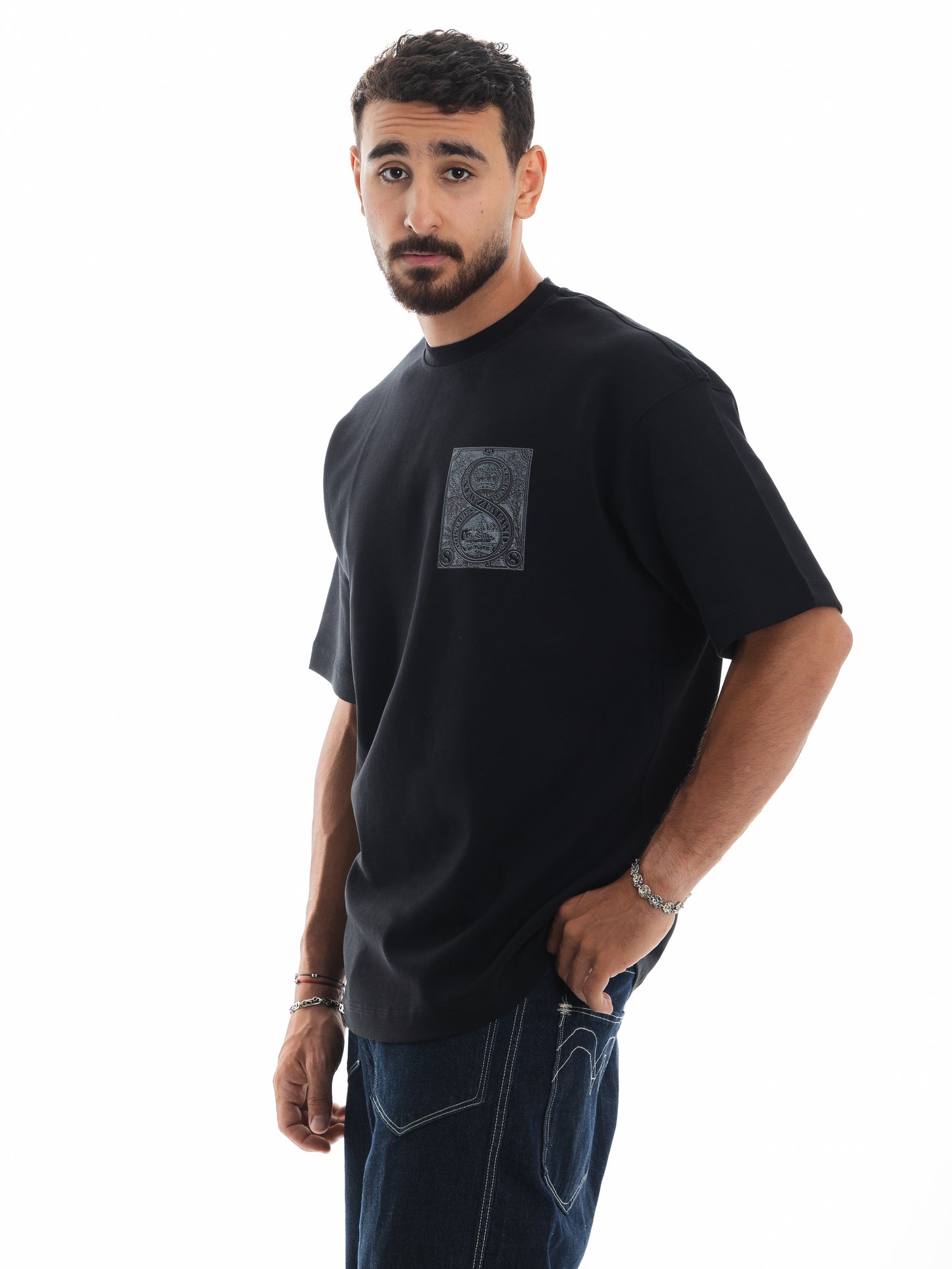 Out of the box. Unisex Oversized Tee