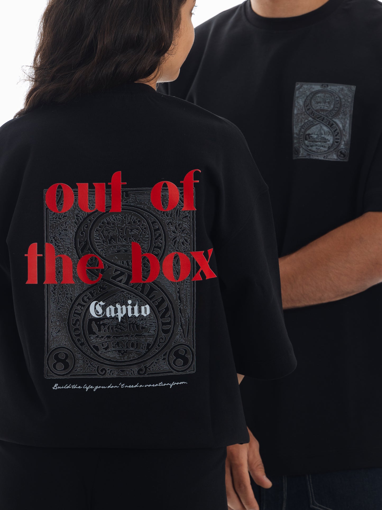 Out of the box. Unisex Oversized Tee